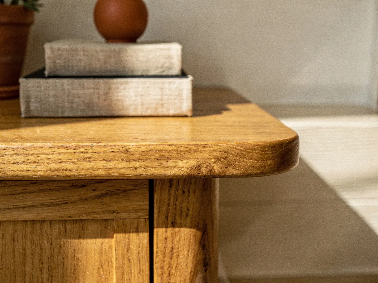 Close do material: MDF 18 mm.